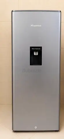 Hisense Refrigerator - 300 AED - Freezer door hinge is broken, but working fine