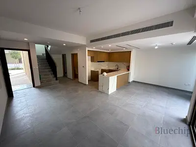 Unfurnished | Spacious Layout | Great Location