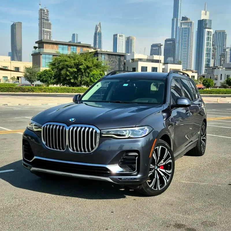 BMW X7 2021 — photo 1 of 13