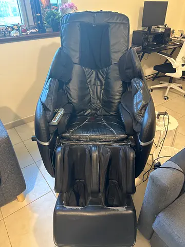 Used full-body electric massage chair - black, working condition