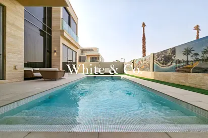 CORNER MANSION l BIG PLOT l VIEWABLE-