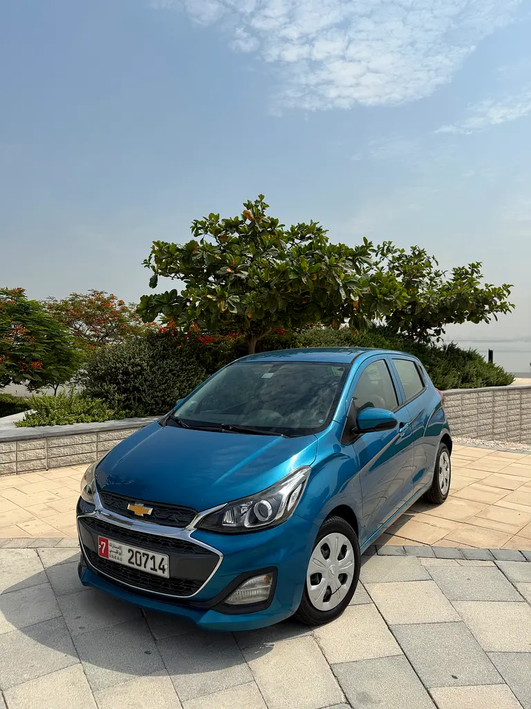 Chevrolet Spark 2020 — photo 1 of 10