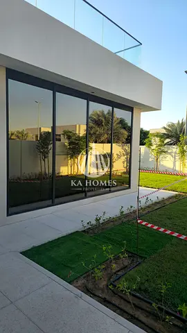 امتلك فيلا جاهزة للعيش والاستثمار بإطلالة بحرية مميزة