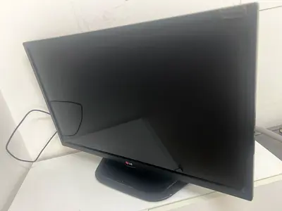 Classifieds: LG 32-inch LED Monitor - Good Working Condition | dubizzle ...
