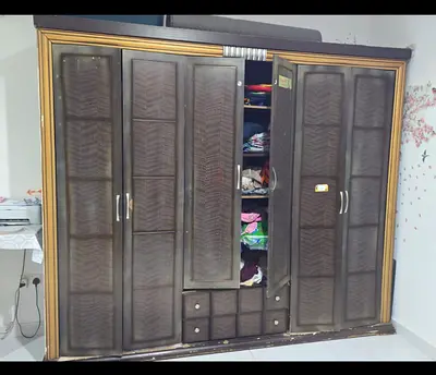 6 door wardrobe