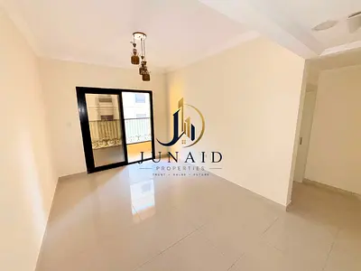 Lavish 1bhk with free cover parking- Free maintenance-6 cheque possible