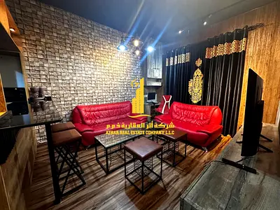شقة غرفه وصالة ( 2 حمام ) مع بلكونه, الشقه مفروشه بالكامل فرش جديد راقي جدا بموقع مميز جدا شامله جميع الخدمات مع باركينج خاص