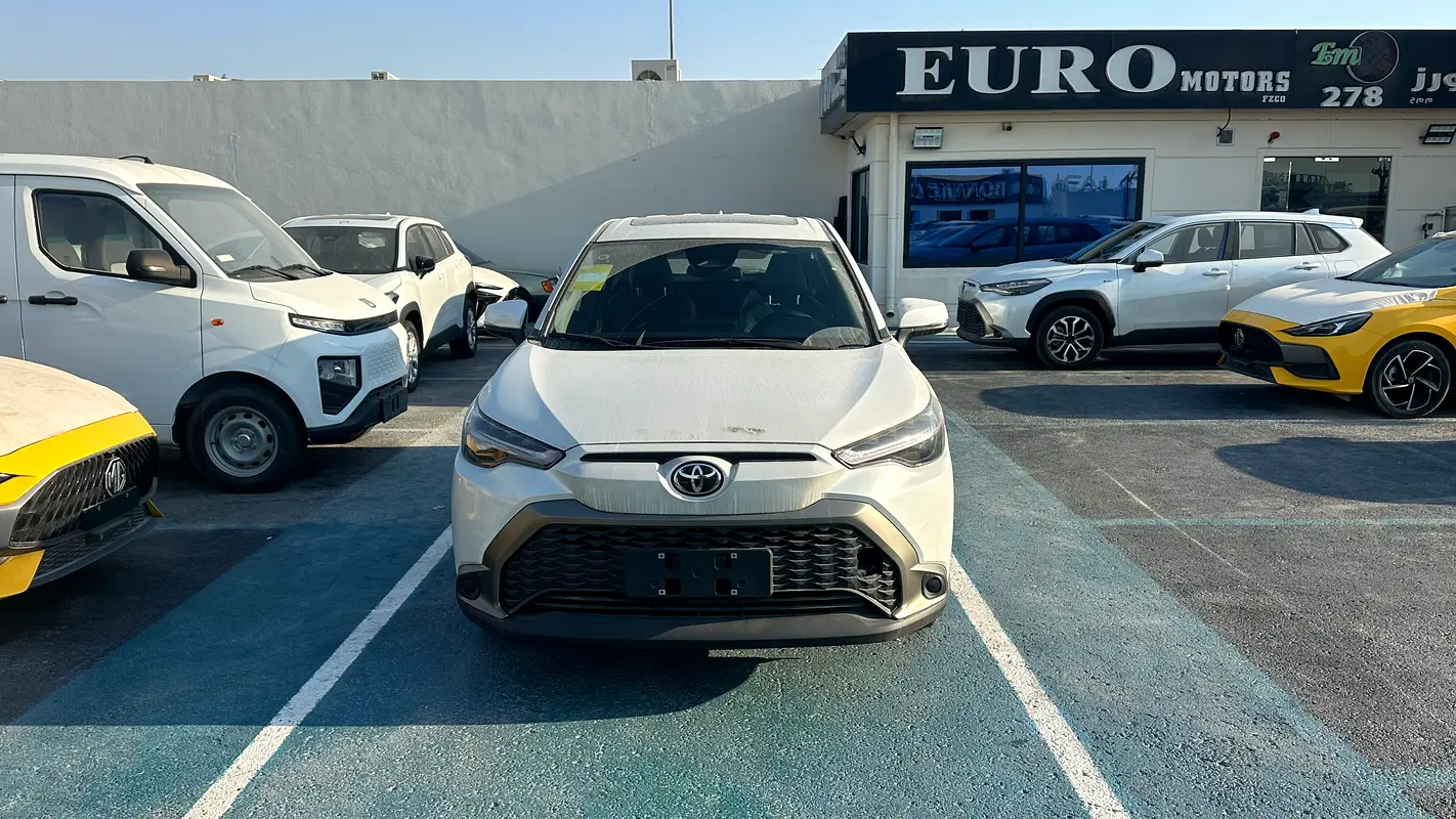 Toyota Frontlander 2025 — photo 1 of 9