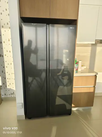 Samsung Side by Side latest version Refrigerator like new condition