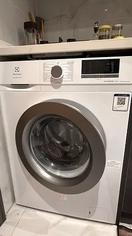 Electrolux Front Load Washing Machine - 7kg, Inverter Motor (Good Condition)