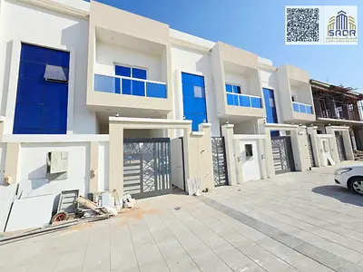 Freehold, two floors and a roof, including fees.