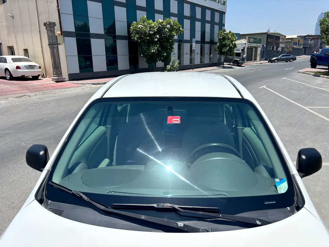 Nissan Sunny 2014 — photo 1 of 5