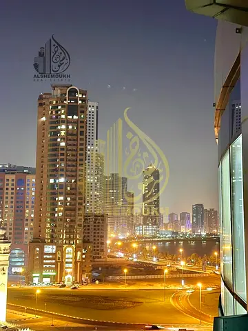 غرفة وصالة باطلالة