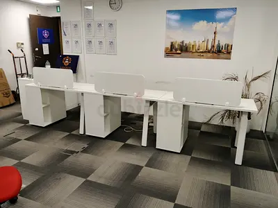 White 3-Seat Office Workstation Desk with Partitions