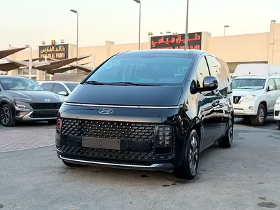 Hyundai Staria Premium 2024 GCC Specs