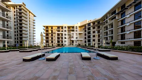 Park View | Mid Floor | Spacious Unit