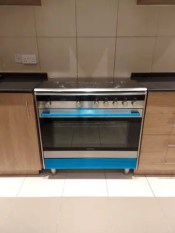 Siemens IQ700 Dual Combination Top 5 Burners Gas / Oven Electric With Dual Fan Latest model
