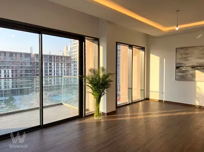 Steps to Burj Khlifa|Brand New|Park and Pool View