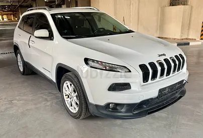 2015 Jeep Cherokee. GCC. 4x4. Longitude. New tyres. Remote start. Very clean. RTA passed 145000 km.