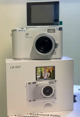 4K Digital Camera LK-007 with Flip Screen (Like New)