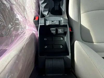 صورة مصغرة 12 لـ 2025 Toyota COROLLA