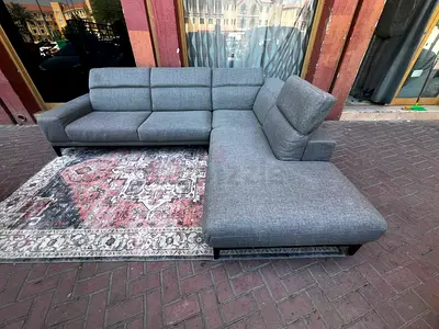 Natuzzi Italian L shape sofa Excellent condition