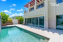 Fully upgraded 5 bed|Private Pool|Corner Plot