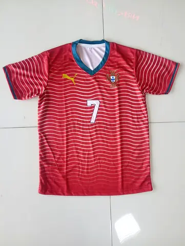 Mens Vintage Red Football Jersey Number 7 - Size M