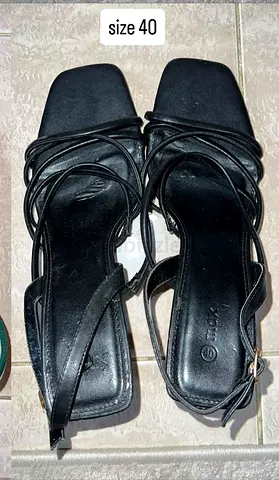 Black strappy square-toe heels sandals - EU size 40