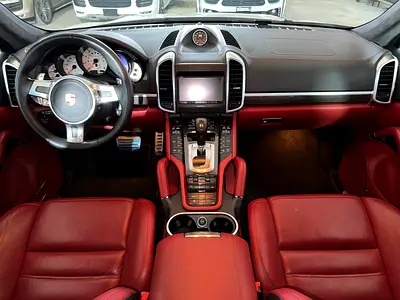 2014 Porsche CAYENNE — миниатюра 16