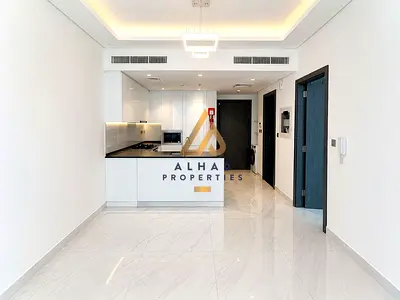 WITH BALCONY | PREMIUM | NEAR BUS STOP | Resale