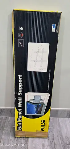Flat Panel TV Wall Mount / Wall Support (new in box)