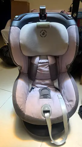 Maxi cosi car seat - gently used