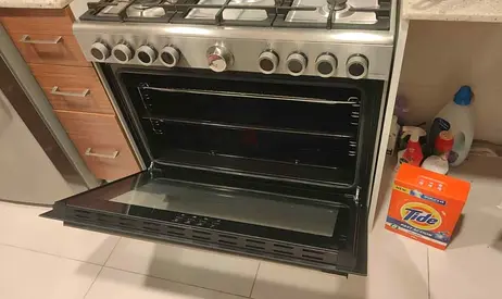 Bosch Brand 5 burner Full Gas cooker 90cm