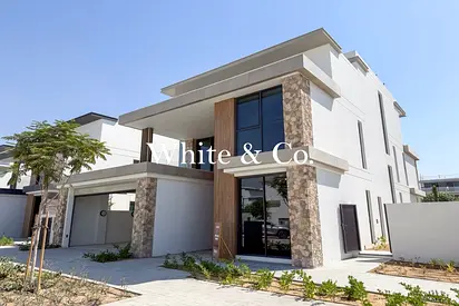 Large Plot / Type A Layout / Private Pool