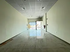Hot offer luxury shop very prime location business center ready to move only jest 75k