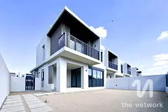 Single Row | Corner | Vastu | Close To Pool