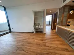 Modern 2 BR |Equipped Kitchen|Ready to Move