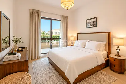 Spacious Unit | Large Terrace | Prime Location