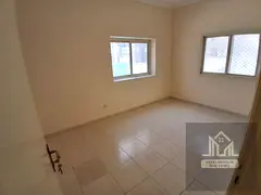 SPECIOUS 1BHK AVAIABLE READY TO MOVE YEARLY FOR FAMILY CHEAP PRIC BIG FLAT