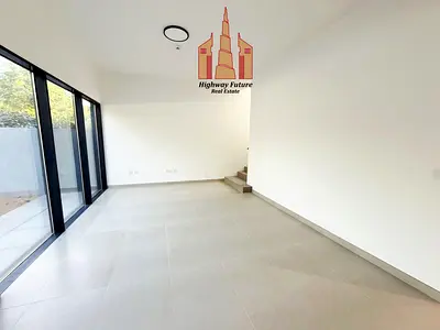 Prime location 2bhk maidroom 4baths in 120k balcony wardrobes 1parking free