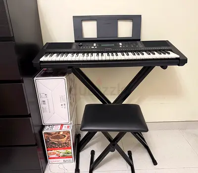 Yamaha Portable Keyboard with Stand and Bench - Good Condition