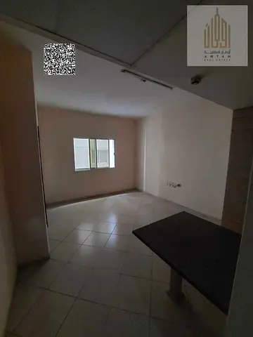 Luxury Residential Tower for Sale – Al Khan Lagoon