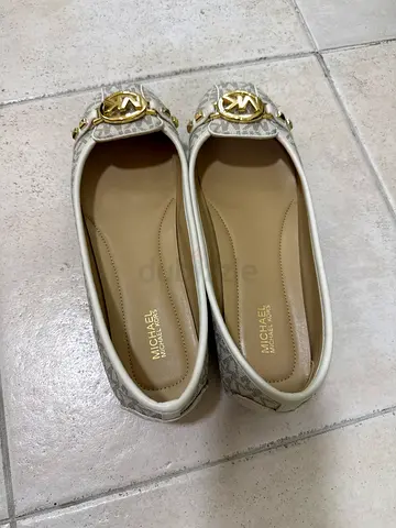 Micheal Kors - FULTON STUDDED LOGO MOCCASIN