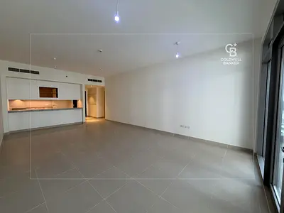Ready to Move in | Large and Spacious Layout