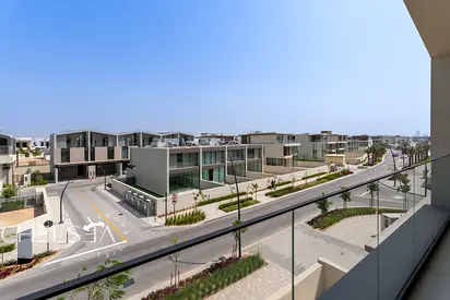 G+2 CORNER TOWNHOUSE | LARGE PLOT | SINGLE ROW