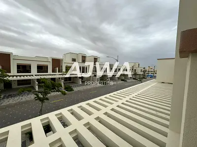 4 Bedroom Close To Lagoons Townhouse For Rent