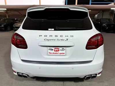 2014 Porsche CAYENNE photo 5