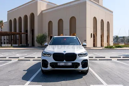 BMW X5 xDrive40i M Sport 2023 | GCC Specs | Under Warranty