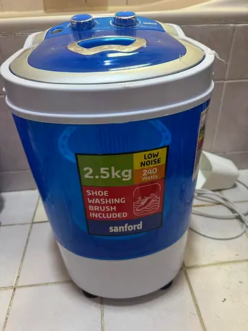 Sanford 2.5kg Mini Washing Machine - Portable baby clothes washer (Used)